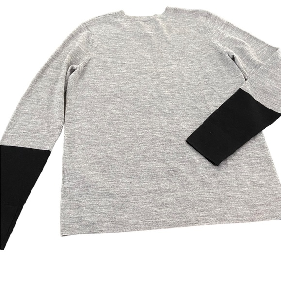 Club Monaco Sweaters - Club Monaco womens grey sweater in excellent condition
